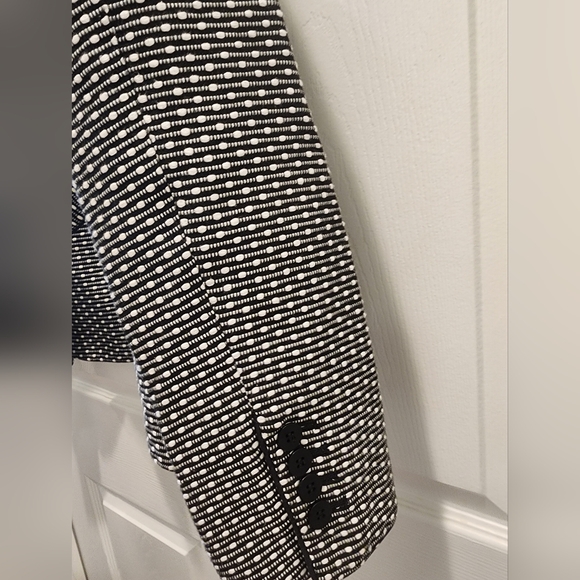 Jacket - Picture 5 of 5